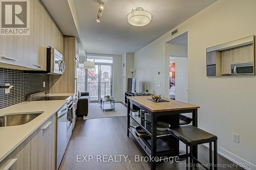 1515 - 105 George Street, Toronto, ON - Indoor Photo Showing Kitchen