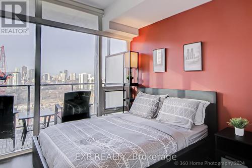 1515 - 105 George Street, Toronto, ON - Indoor Photo Showing Bedroom