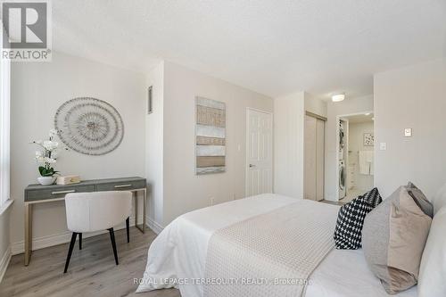 1716 - 30 Greenfield Avenue, Toronto, ON - Indoor Photo Showing Bedroom