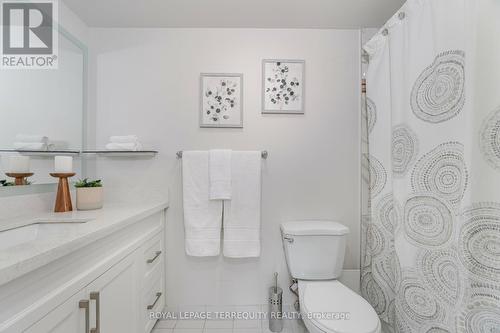 1716 - 30 Greenfield Avenue, Toronto, ON - Indoor Photo Showing Bathroom