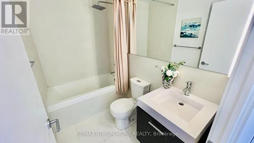 508 - 318 King Street E, Toronto, ON - Indoor Photo Showing Bathroom