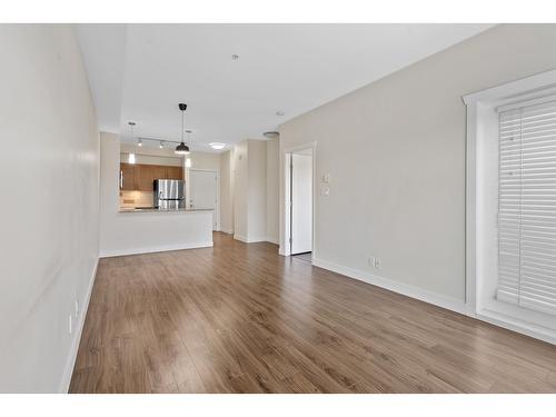 217 13468 King George Boulevard, Surrey, BC - Indoor