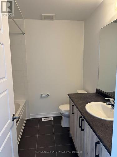 26 Velvet Way, Thorold, ON - Indoor Photo Showing Bathroom