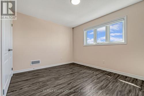 242 Middleton Avenue, London, ON - Indoor Photo Showing Other Room