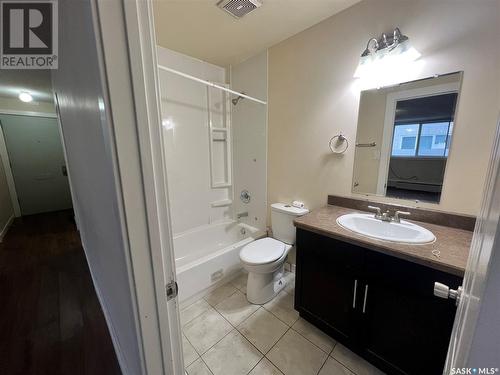 10 125 Froom Crescent, Regina, SK - Indoor Photo Showing Bathroom