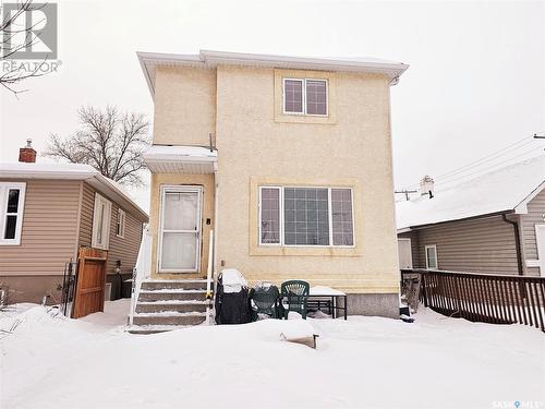 A & B 2030 Edgar Street, Regina, SK - Outdoor