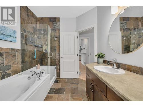 1101 Long Ridge Drive Lot# Lot 64, Kelowna, BC - Indoor Photo Showing Bathroom