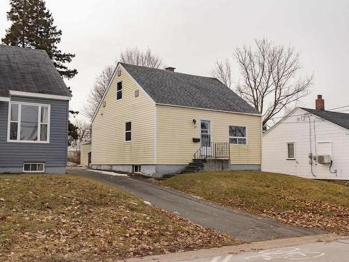 17 East Pleasant Street, Amherst, NS 