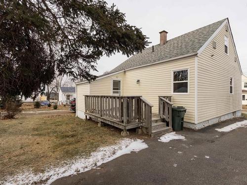 17 East Pleasant Street, Amherst, NS 