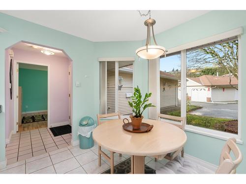 27 2006 Winfield Drive, Abbotsford, BC - Indoor Photo Showing Dining Room