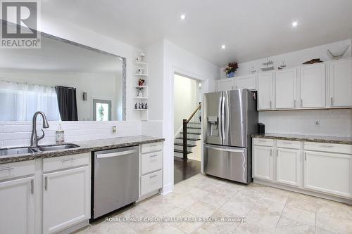 115 Clarence Street, Brampton, ON - Indoor Photo Showing Kitchen With Stainless Steel Kitchen With Double Sink