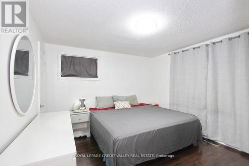 115 Clarence Street, Brampton, ON - Indoor Photo Showing Bedroom