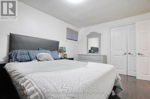 115 Clarence Street, Brampton, ON - Indoor Photo Showing Bedroom