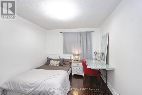 115 Clarence Street, Brampton, ON - Indoor Photo Showing Bedroom