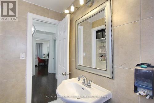 115 Clarence Street, Brampton, ON - Indoor Photo Showing Bathroom