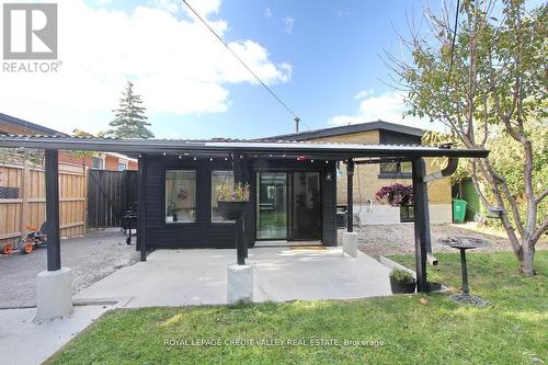 115 Clarence Street, Brampton, ON - Outdoor