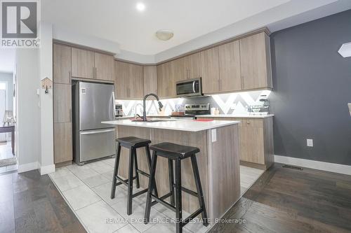 78 - 177 Edgevalley Road, London, ON - Indoor Photo Showing Kitchen With Upgraded Kitchen