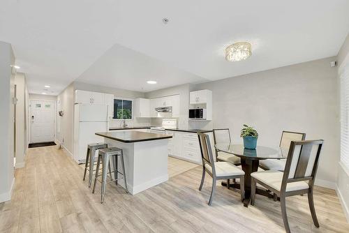 23 9036 208 Street, Langley, BC - Indoor Photo Showing Dining Room