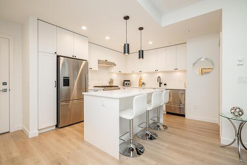 201 2425 166 Street, Surrey, BC - Indoor Photo Showing Kitchen With Upgraded Kitchen