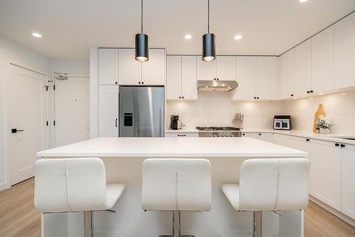 201 2425 166 Street, Surrey, BC - Indoor Photo Showing Kitchen With Upgraded Kitchen