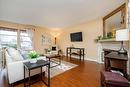 5106 209A Street, Langley, BC  - Indoor Photo Showing Living Room 