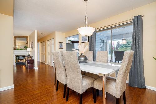 5106 209A Street, Langley, BC - Indoor Photo Showing Dining Room