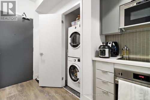 406 - 2908 Highway 7 Road W, Vaughan, ON - Indoor Photo Showing Laundry Room