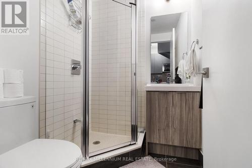 406 - 2908 Highway 7 Road W, Vaughan, ON - Indoor Photo Showing Bathroom