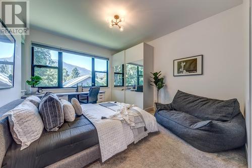 7333 Toni Sailer Lane, Whistler, BC - Indoor Photo Showing Bedroom