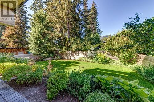 7333 Toni Sailer Lane, Whistler, BC - Outdoor