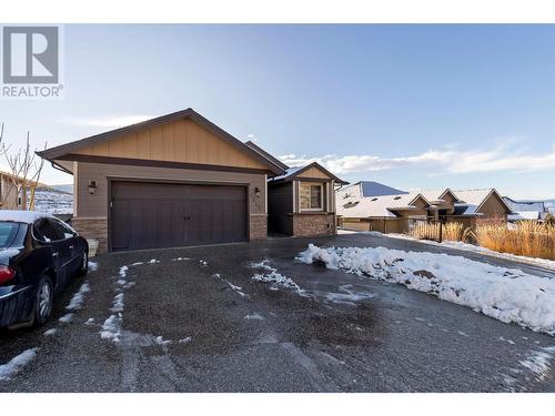 5 Parking spots - 1347 Wilmot Avenue, Kelowna, BC - Outdoor