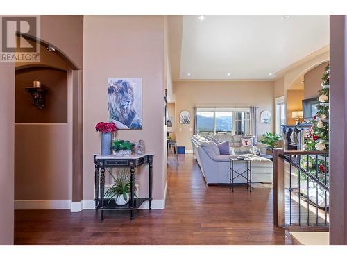 1347 Wilmot Avenue, Kelowna, BC - Indoor