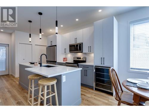 169 Maple Street Unit# 104, Penticton, BC - Indoor Photo Showing Kitchen With Upgraded Kitchen