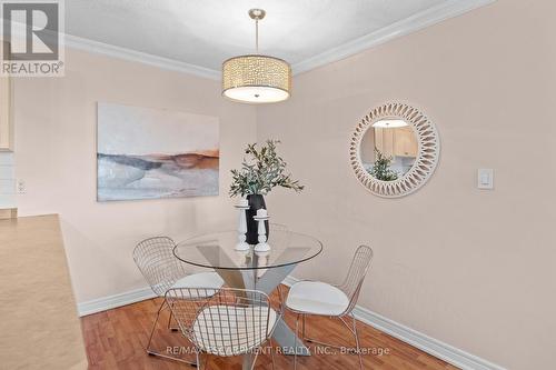 205 - 4140 Foxwood Drive, Burlington, ON - Indoor Photo Showing Dining Room