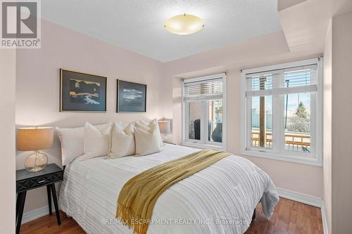 205 - 4140 Foxwood Drive, Burlington, ON - Indoor Photo Showing Bedroom