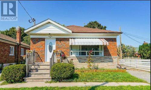 50 Mackinac Crescent, Toronto, ON - Outdoor