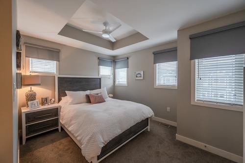 140-1115 Holden Road, Penticton, BC - Indoor Photo Showing Bedroom