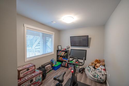 140-1115 Holden Road, Penticton, BC - Indoor