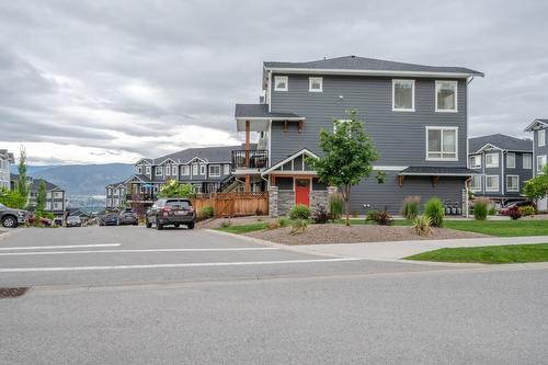 140-1115 Holden Road, Penticton, BC - Outdoor With Facade