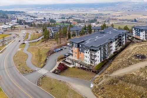 316-881 Academy Way, Kelowna, BC - Outdoor With View