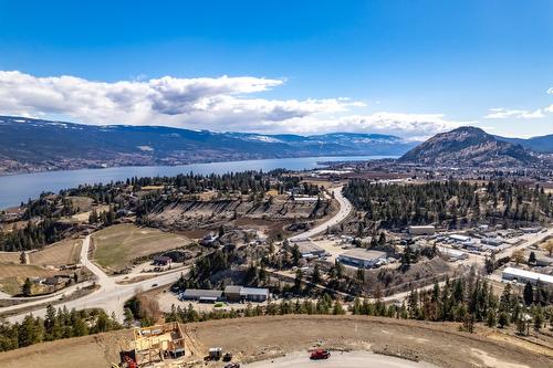 18665 Mckenzie Court, Summerland, BC - Outdoor With Body Of Water With View