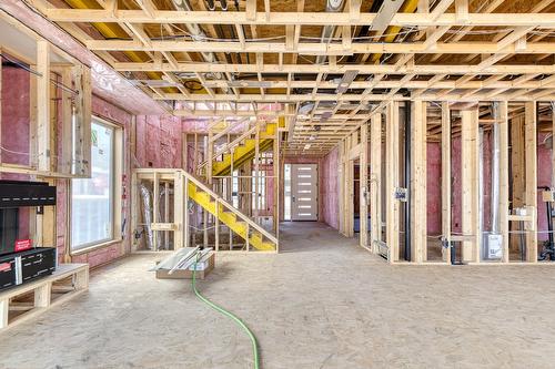 1065 Antler Drive, Penticton, BC - Indoor Photo Showing Basement