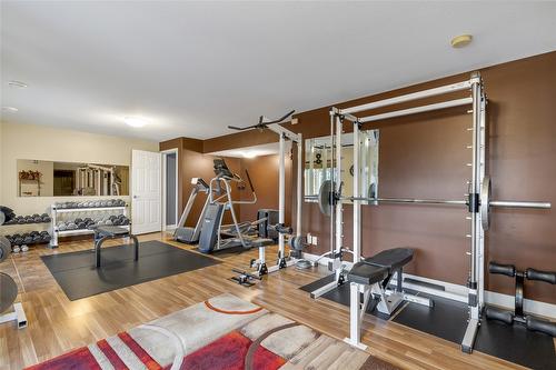 10412 Sherman Drive, Lake Country, BC - Indoor Photo Showing Gym Room