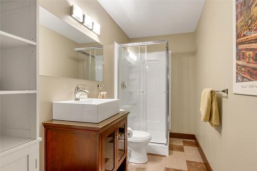 10412 Sherman Drive, Lake Country, BC - Indoor Photo Showing Bathroom