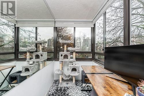 302 1108 Nicola Street, Vancouver, BC - Indoor