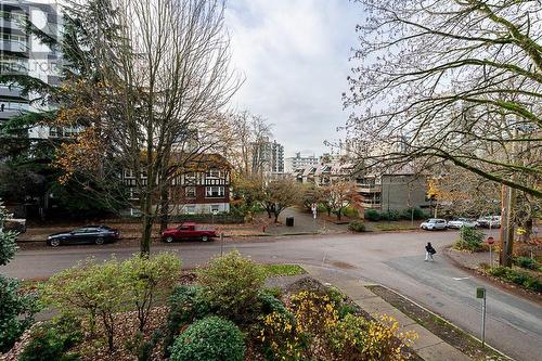 302 1108 Nicola Street, Vancouver, BC - Outdoor