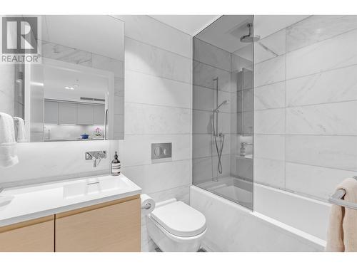 3601 1289 Hornby Street, Vancouver, BC - Indoor Photo Showing Bathroom