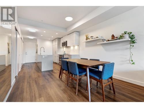 403 2446 Shaughnessy Street, Port Coquitlam, BC - Indoor Photo Showing Dining Room