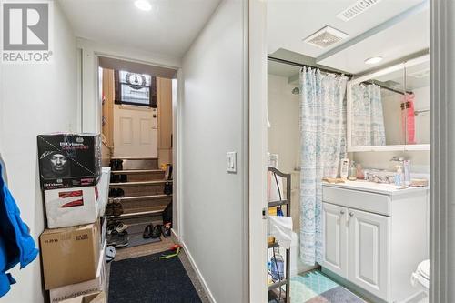 Lower suite: entry & full bathroom - 1511 Child Avenue Ne, Calgary, AB - Indoor