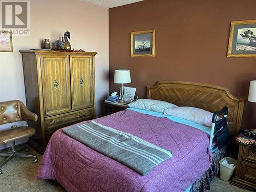 214015 Township Road 52, Rural Cardston County, AB - Indoor Photo Showing Bedroom